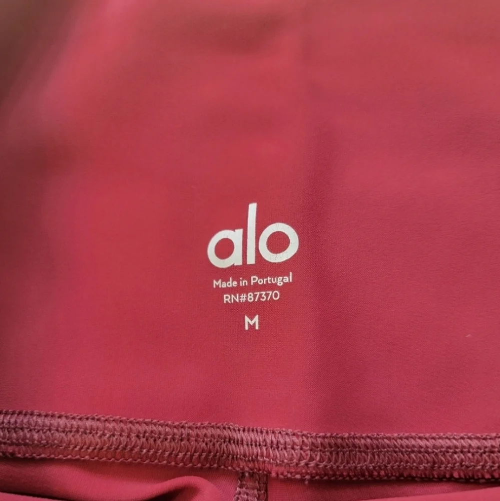 Alo High Waisted Ripped Warrior Leggings Red Size Medium